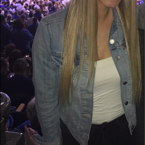 ⚡️ Levi Jean Jacket ⚡️ - Picture 4 of 4